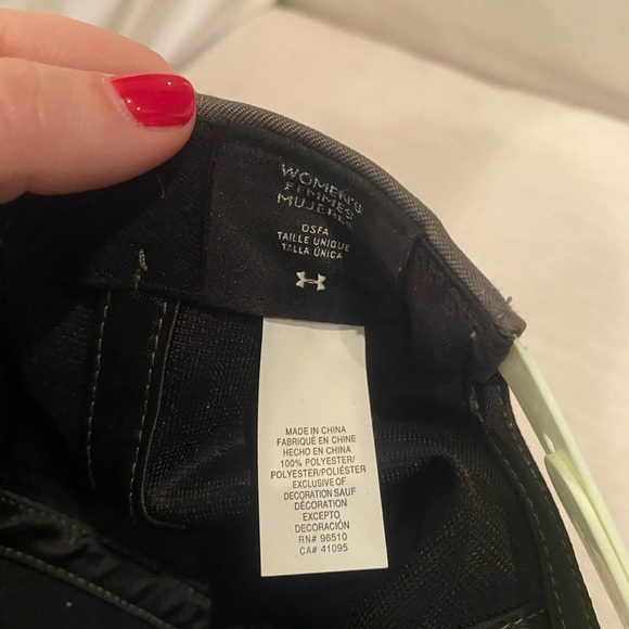 Under Armour Baseball Hat Green - Picture 4 of 5